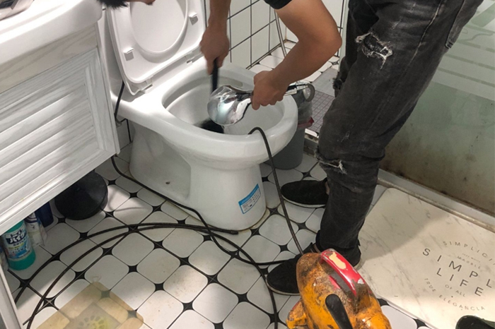 缙云马桶堵塞自己疏通还是找师傅？专业上门服务让你省时更省心